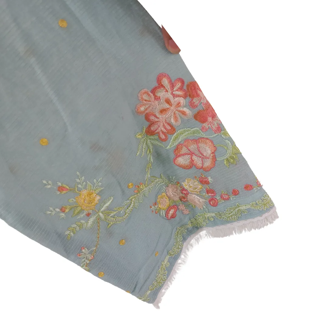 Ammara Light Blue Floral Embroidery Kurta | Pre Loved |