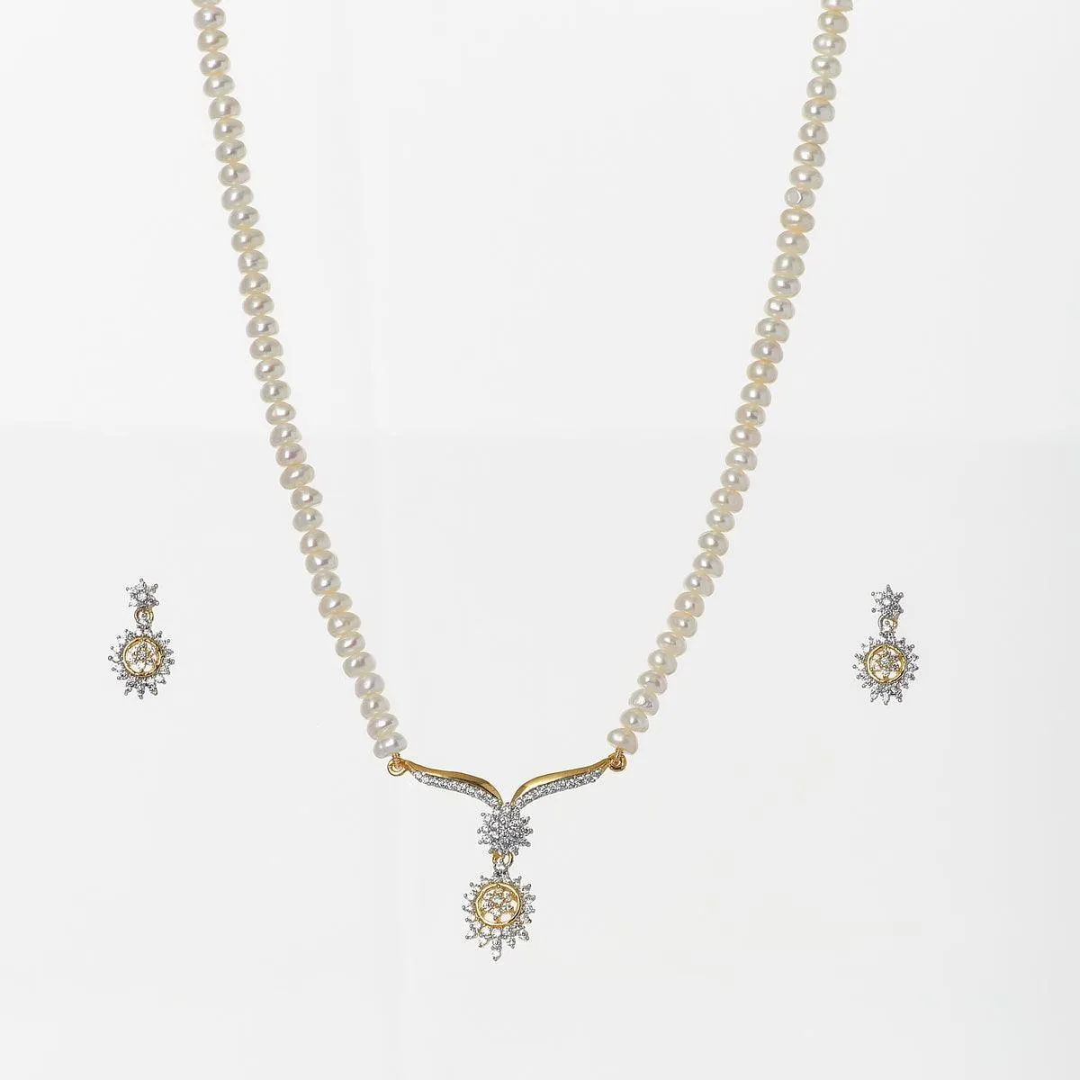 Elegant Pearl Necklace Set